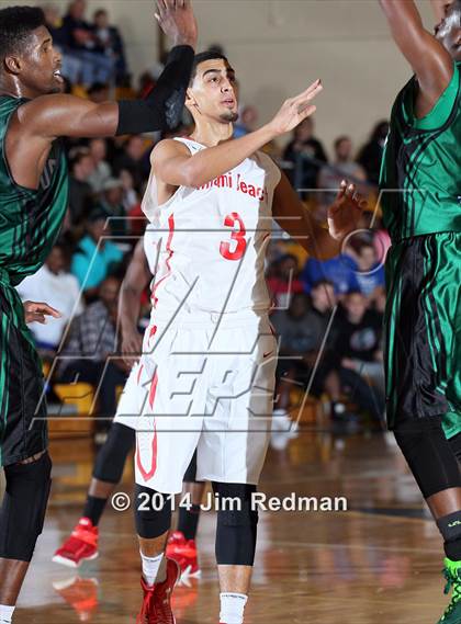 Thumbnail 3 in Miami Beach vs. Suwannee (City of Palms Classic) photogallery.