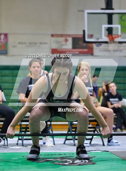 Thumbnail 2 in Mustang Preseason Weightlifting Invitational photogallery.