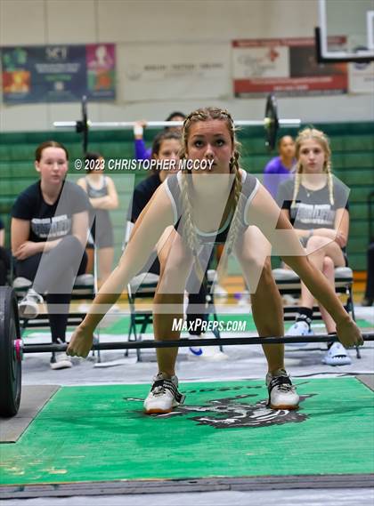 Thumbnail 1 in Mustang Preseason Weightlifting Invitational photogallery.