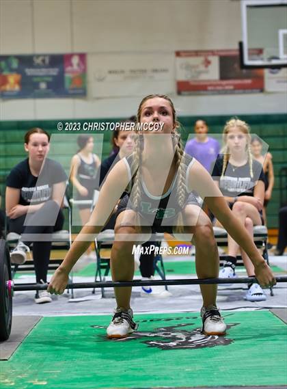 Thumbnail 1 in Mustang Preseason Weightlifting Invitational photogallery.