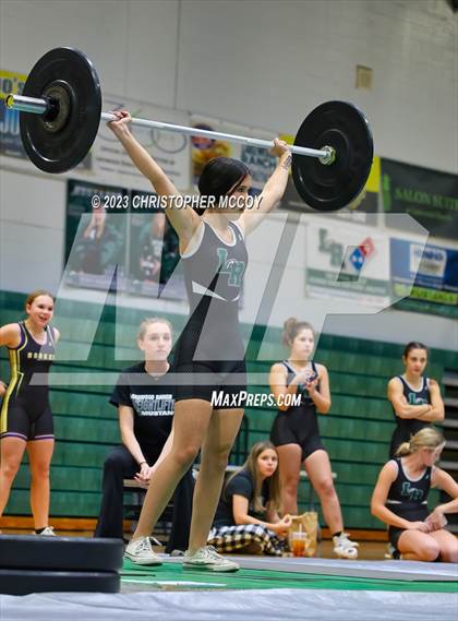 Thumbnail 1 in Mustang Preseason Weightlifting Invitational photogallery.