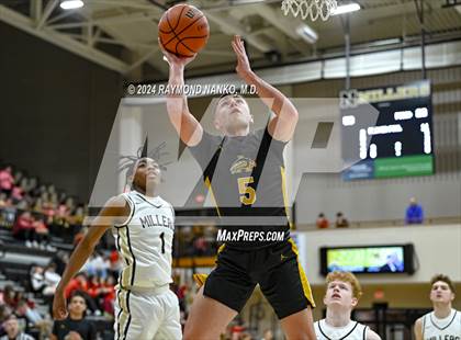 Thumbnail 1 in Avon @ Noblesville photogallery.