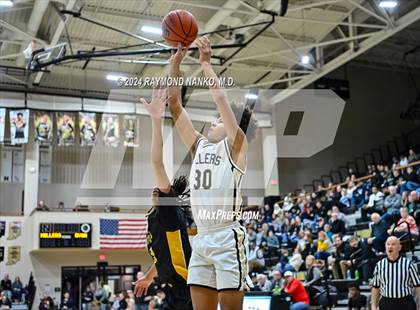 Thumbnail 1 in Avon @ Noblesville photogallery.