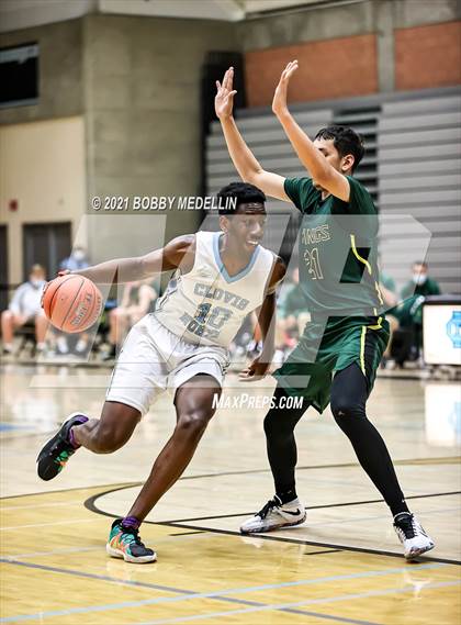 Thumbnail 2 in Kingsburg @ Clovis North photogallery.