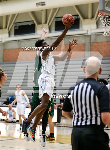 Thumbnail 2 in Kingsburg @ Clovis North photogallery.