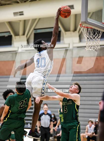 Thumbnail 2 in Kingsburg @ Clovis North photogallery.