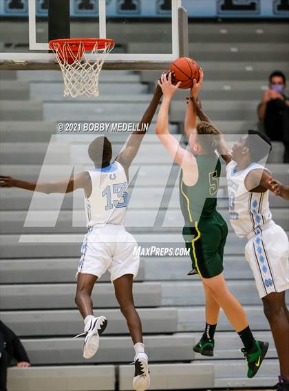 Thumbnail 1 in Kingsburg @ Clovis North photogallery.