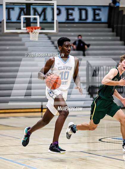 Thumbnail 1 in Kingsburg @ Clovis North photogallery.