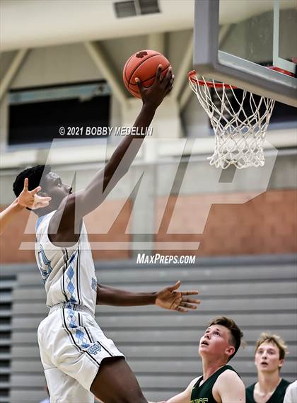 Thumbnail 3 in Kingsburg @ Clovis North photogallery.