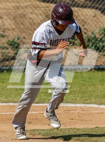 Thumbnail 3 in Marshall vs Rosemead photogallery.
