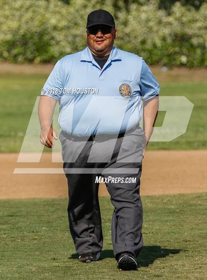 Thumbnail 2 in Marshall vs Rosemead photogallery.