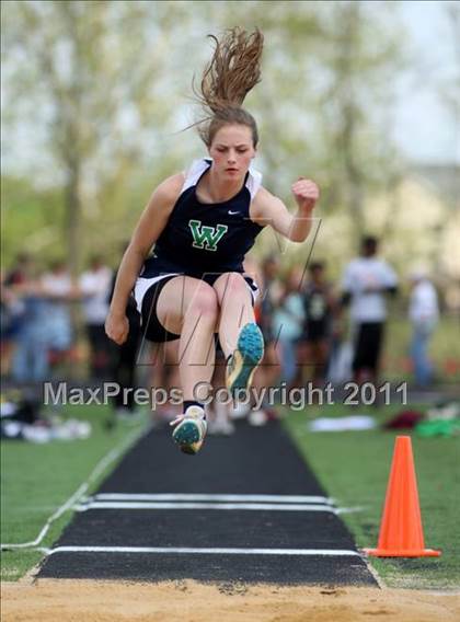 Thumbnail 2 in Woodgrove Wolverine Classic Invitational photogallery.