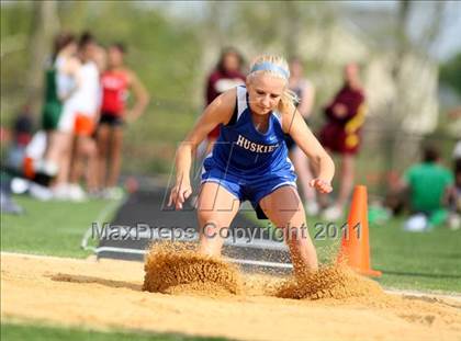 Thumbnail 1 in Woodgrove Wolverine Classic Invitational photogallery.
