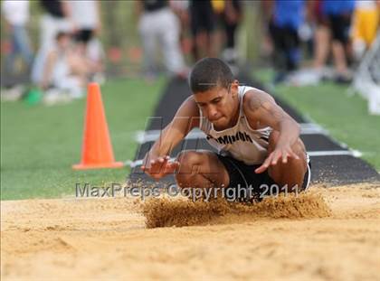 Thumbnail 1 in Woodgrove Wolverine Classic Invitational photogallery.