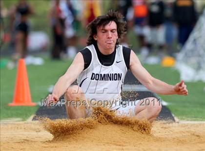 Thumbnail 1 in Woodgrove Wolverine Classic Invitational photogallery.