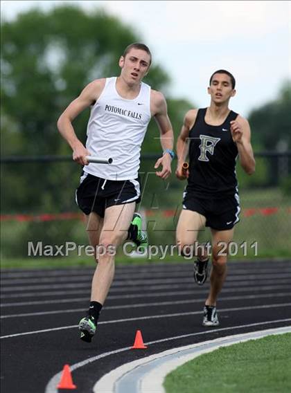 Thumbnail 3 in Woodgrove Wolverine Classic Invitational photogallery.