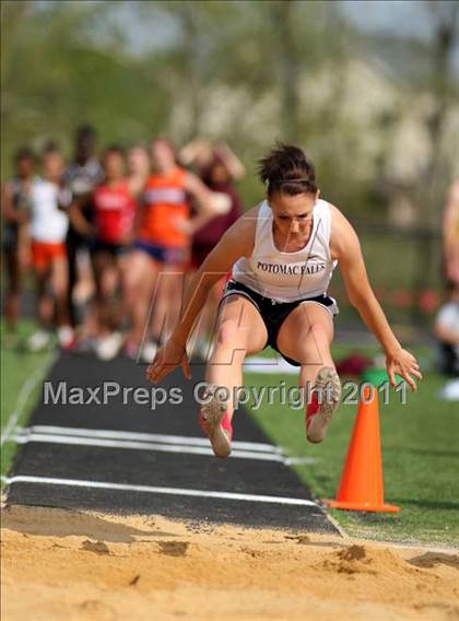 Thumbnail 3 in Woodgrove Wolverine Classic Invitational photogallery.