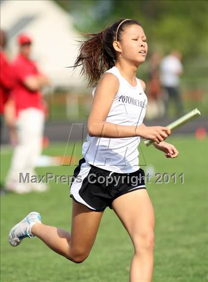 Thumbnail 1 in Woodgrove Wolverine Classic Invitational photogallery.