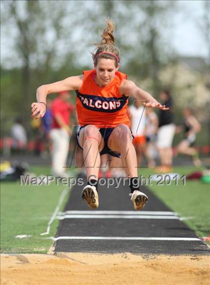 Thumbnail 2 in Woodgrove Wolverine Classic Invitational photogallery.
