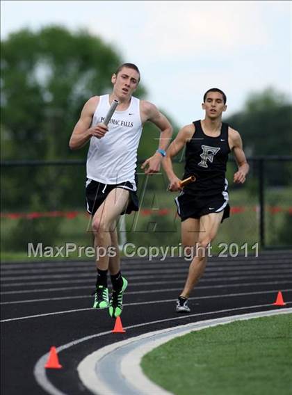 Thumbnail 2 in Woodgrove Wolverine Classic Invitational photogallery.