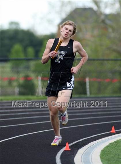 Thumbnail 2 in Woodgrove Wolverine Classic Invitational photogallery.