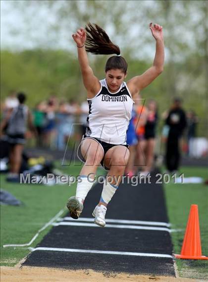 Thumbnail 2 in Woodgrove Wolverine Classic Invitational photogallery.