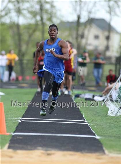 Thumbnail 3 in Woodgrove Wolverine Classic Invitational photogallery.