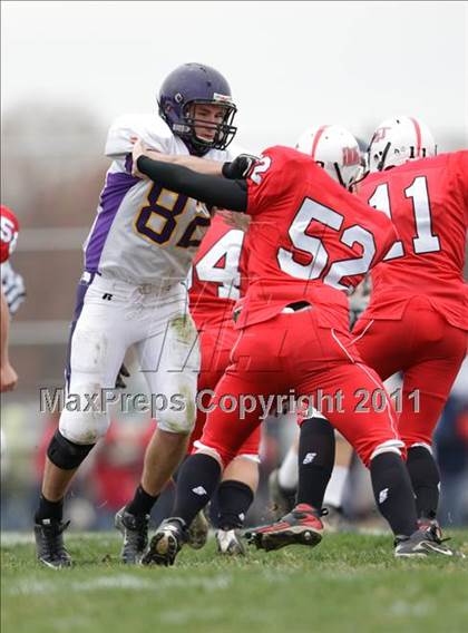 Thumbnail 2 in Staunton vs. Casey-Westfield  (IHSA Class 2A Quarterfinal) photogallery.