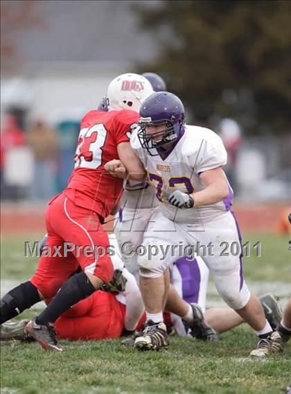 Thumbnail 3 in Staunton vs. Casey-Westfield  (IHSA Class 2A Quarterfinal) photogallery.
