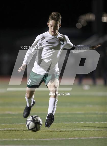 Thumbnail 1 in De La Salle vs. Berkeley (CIF NCS D1 Final) photogallery.