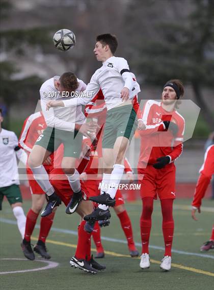 Thumbnail 3 in De La Salle vs. Berkeley (CIF NCS D1 Final) photogallery.
