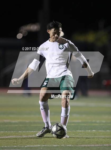 Thumbnail 1 in De La Salle vs. Berkeley (CIF NCS D1 Final) photogallery.