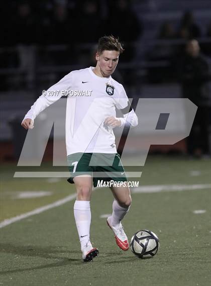Thumbnail 2 in De La Salle vs. Berkeley (CIF NCS D1 Final) photogallery.