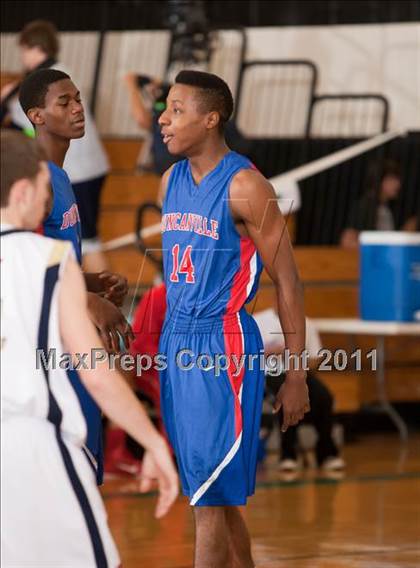Thumbnail 1 in Klein Collins vs Duncanville (McDonald's Texas Invitational) photogallery.