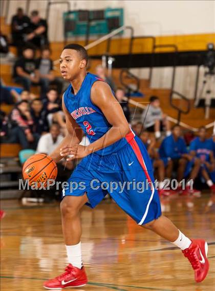 Thumbnail 2 in Klein Collins vs Duncanville (McDonald's Texas Invitational) photogallery.