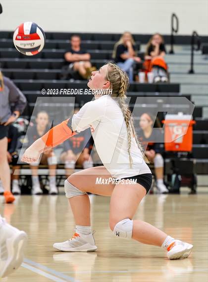 Thumbnail 3 in Pilot Point vs. Tioga (Denison Tournament) photogallery.
