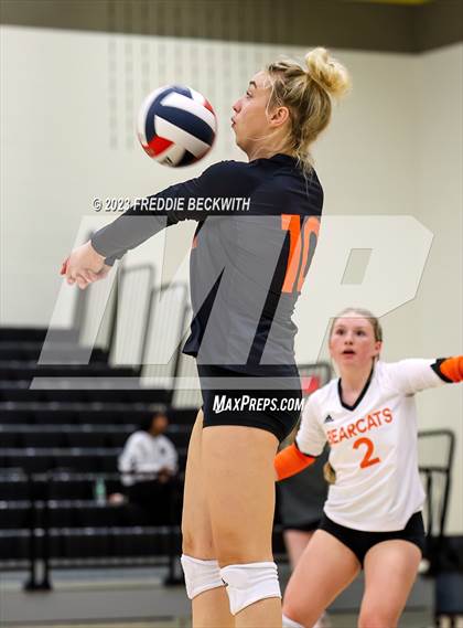 Thumbnail 1 in Pilot Point vs. Tioga (Denison Tournament) photogallery.