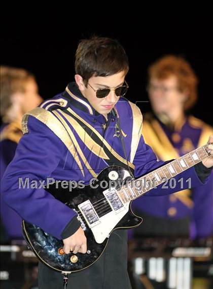 Thumbnail 2 in Henderson @ Alvarado (3A Division 1 Semifinals) photogallery.