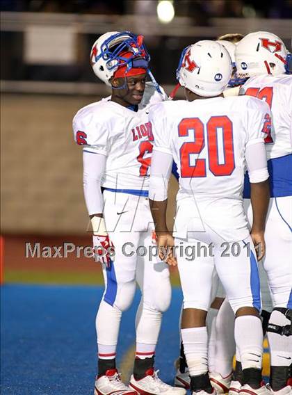 Thumbnail 2 in Henderson @ Alvarado (3A Division 1 Semifinals) photogallery.