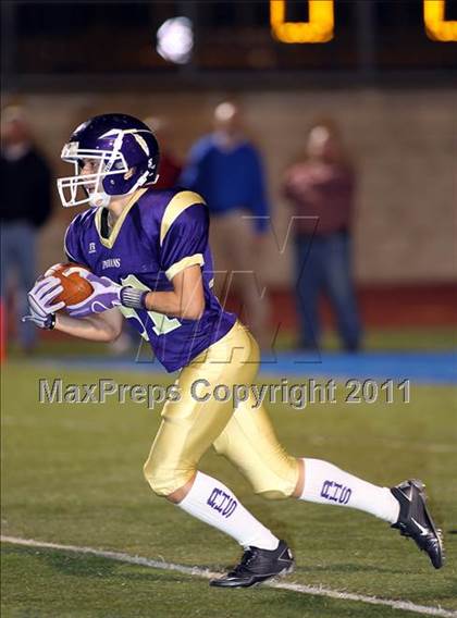 Thumbnail 2 in Henderson @ Alvarado (3A Division 1 Semifinals) photogallery.