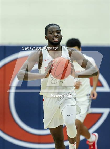 Thumbnail 2 in Chaminade vs. Central Catholic (Marianist Classic) photogallery.