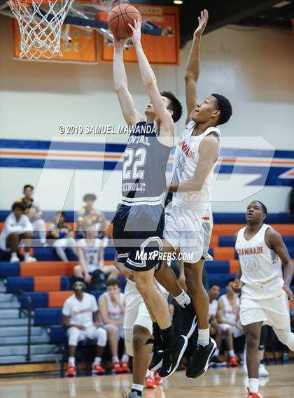 Thumbnail 1 in Chaminade vs. Central Catholic (Marianist Classic) photogallery.