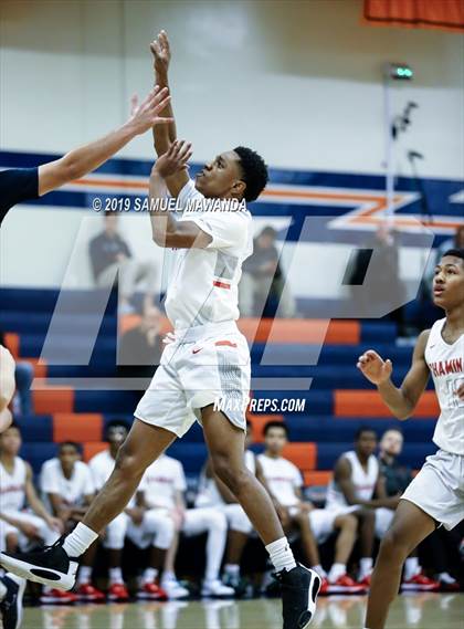 Thumbnail 2 in Chaminade vs. Central Catholic (Marianist Classic) photogallery.