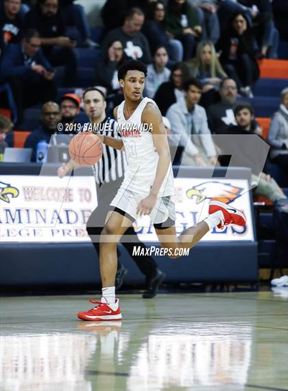 Thumbnail 2 in Chaminade vs. Central Catholic (Marianist Classic) photogallery.