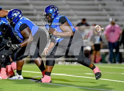 Thumbnail 1 in Longview @ North Mesquite photogallery.