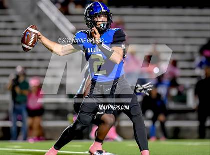 Thumbnail 2 in Longview @ North Mesquite photogallery.