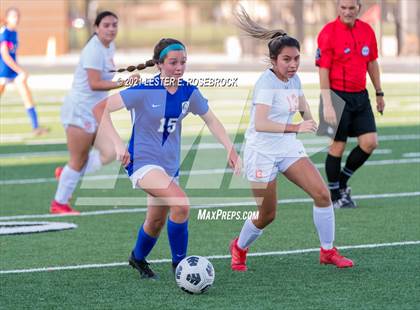 Thumbnail 2 in Gonzales vs La Vernia (UIL 4A Bi-District Playoffs) photogallery.