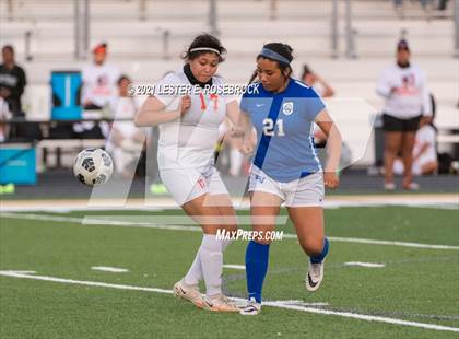 Thumbnail 2 in Gonzales vs La Vernia (UIL 4A Bi-District Playoffs) photogallery.