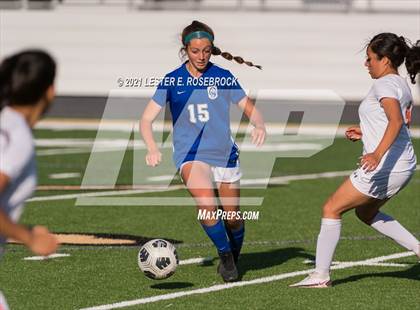 Thumbnail 2 in Gonzales vs La Vernia (UIL 4A Bi-District Playoffs) photogallery.