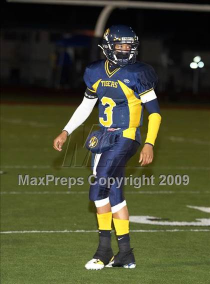 Thumbnail 1 in Inderkum vs. Del Campo (CIF SJS D3 Final) photogallery.